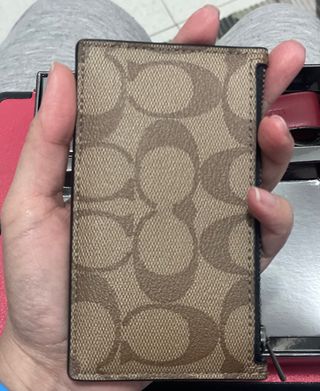 Monedero y porta tarjetas