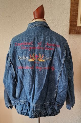 Chaqueta oversize tejana.