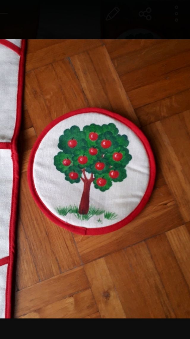 guantone+presina da forno dipinto a mano.  Nuovo