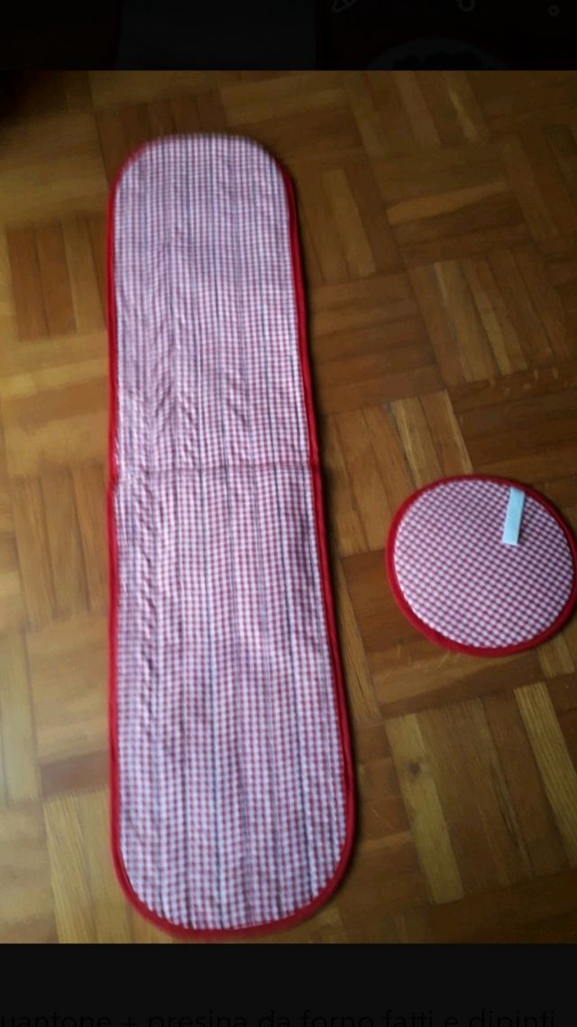 guantone+presina da forno dipinto a mano.  Nuovo