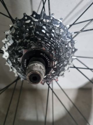 Rodillo+ Rueda * Apoyo