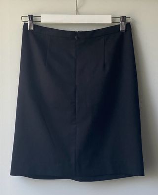 Falda negra Sita Murt con drapeado talla 38