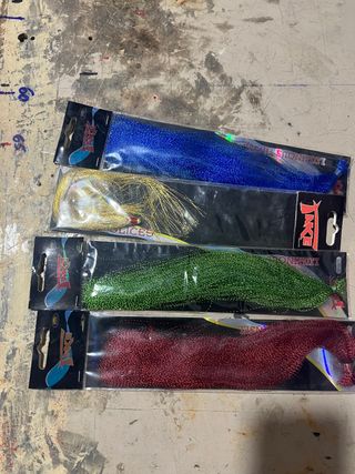 Brillos para montaje de plumas de pesca