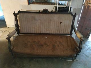 trisillo de caoba roto sofá antiguo sillón