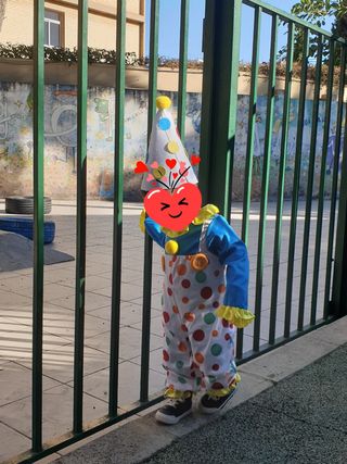 se vende disfraz de payaso 