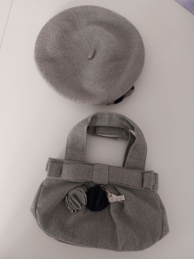 conjunto bolso y boina