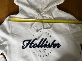 Sudadera blanca T M. Hollister. 