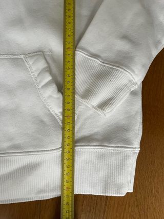Sudadera blanca T M. Hollister. 