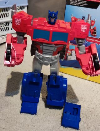 TRANSFORMER OPTIMUS PRIME