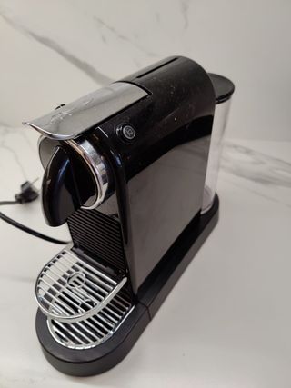 Cafetera Nesspresso Krups CitiZ Lomousine Negra
