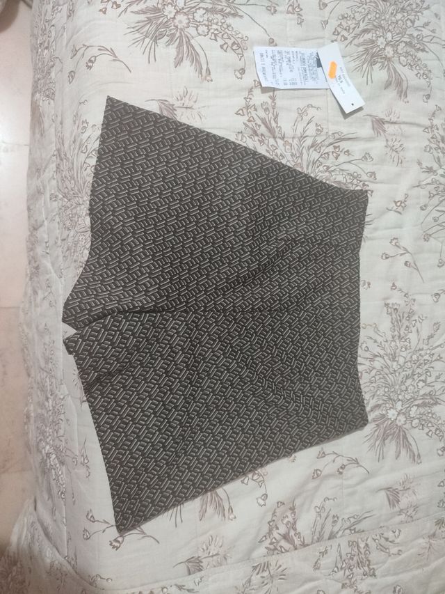 Pantaloncino effetto gonna autunnale/invernale