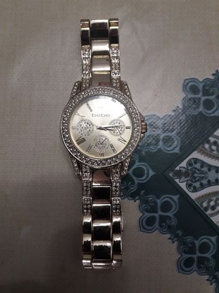 reloj bebé con brillantes