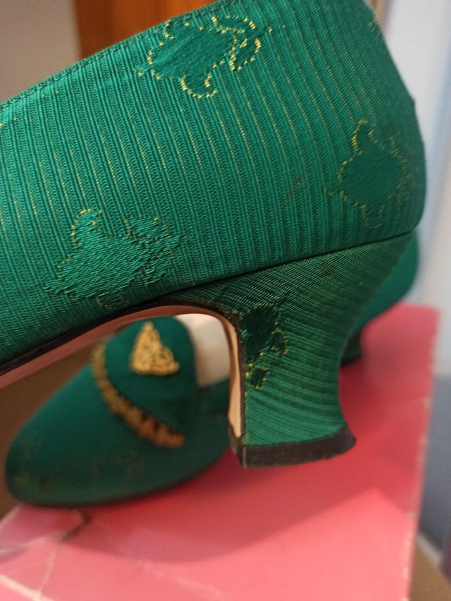 zapato fallera verde