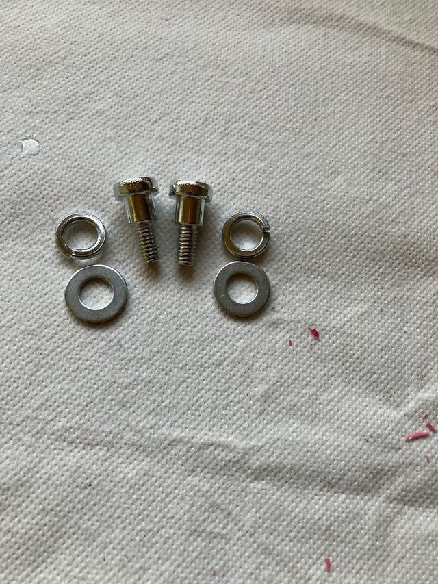 Tornillos rueda trasera patinetes Xiaomi