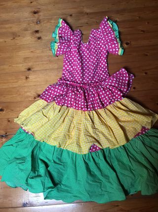 Traje flamenca para niña 5 ó 6 años