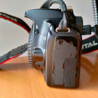 Cámara Canon Eos 1000D