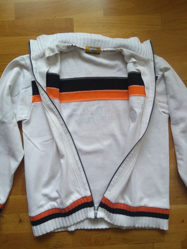 sudadera con cremallera blanca