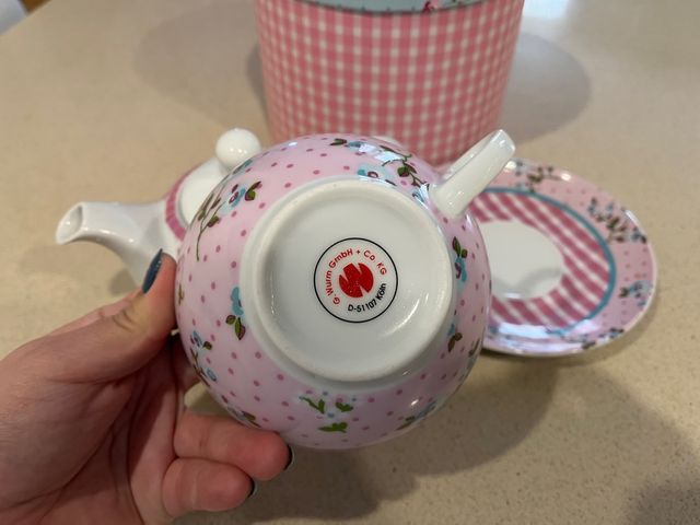 Tetera taza plato ceramica alemana nuevo en caja