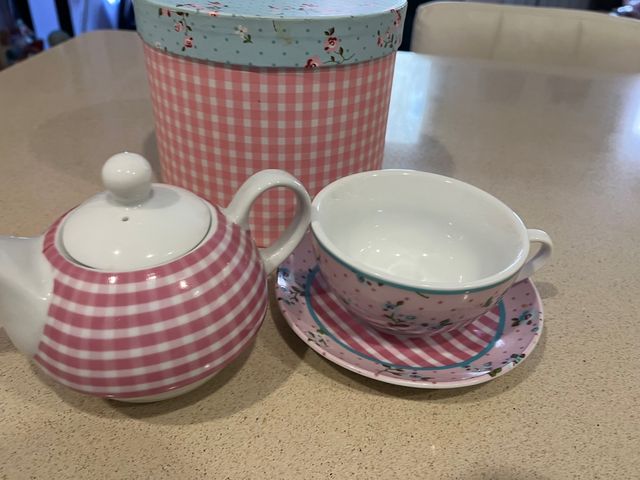 Tetera taza plato ceramica alemana nuevo en caja