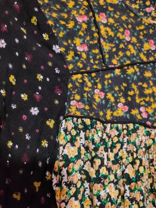Blusa o camiseta manga larga de flores