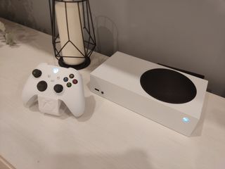 Soporte para mando consolas Xbox series X/S