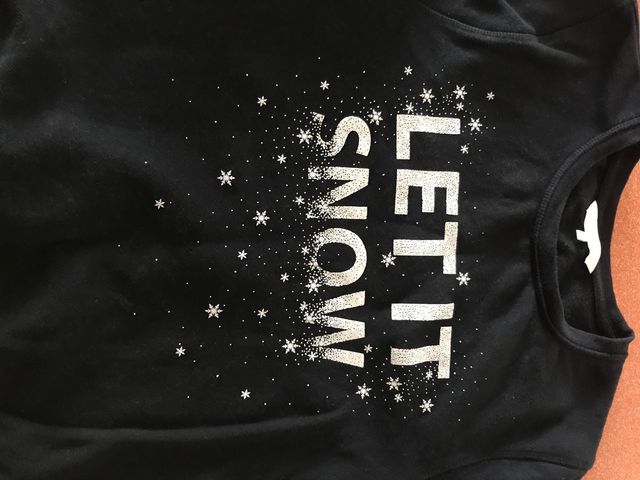 Let it snow sweater