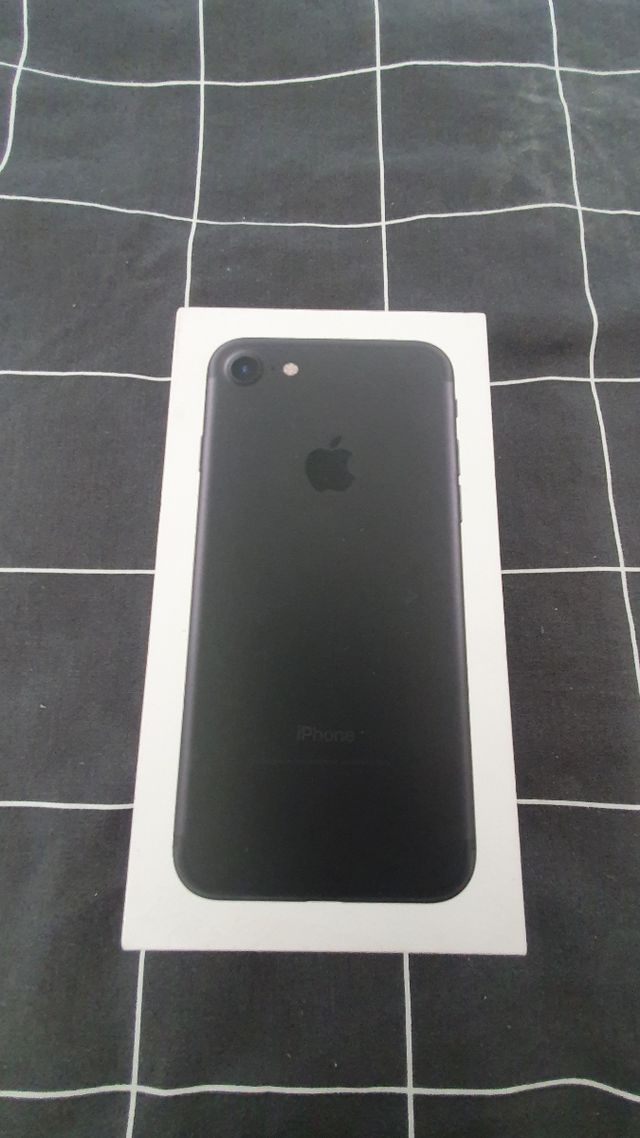 Caja iPhone 7 32 Gb