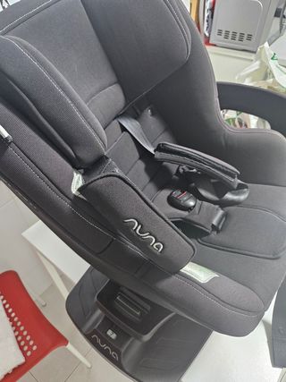 Silla giratoria para coche Nuna 0 meses + funda