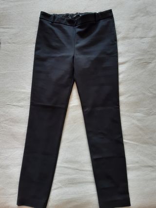 pantalón Zara 