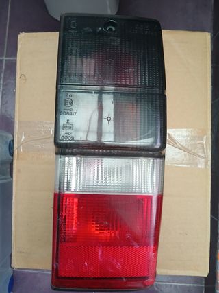 Se vende piloto trasero derecho Nissan Patrol