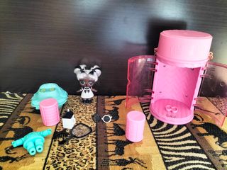 Muñeca L.O.L. Surprise Hairgoals, caja y cartas
