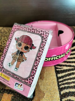 Muñeca L.O.L. Surprise Hairgoals, caja y cartas
