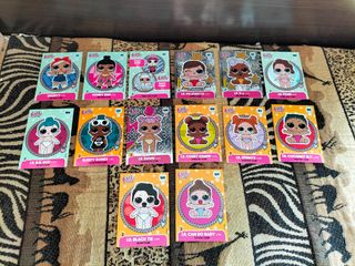 Muñeca L.O.L. Surprise Hairgoals, caja y cartas