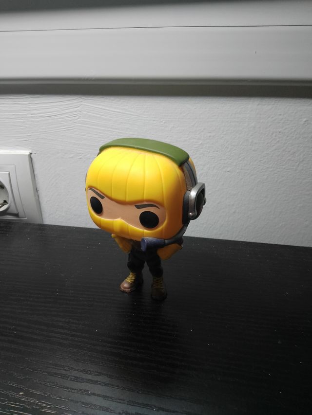 Funko Pop Fortnite Raptor