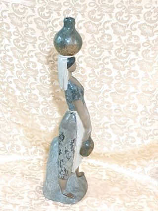 LLADRO 12023 ALDEANA A LA FUENTE