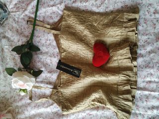 Corpiño de seda dela boutique Anmagro.Talla 40 -42