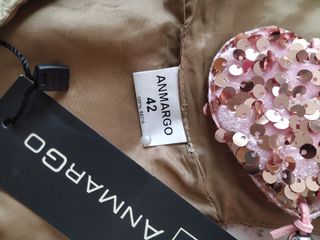 Corpiño de seda dela boutique Anmagro.Talla 40 -42