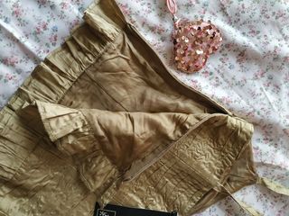 Corpiño de seda dela boutique Anmagro.Talla 40 -42