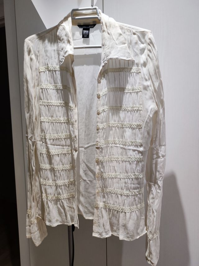 BLUSA ROMÁNTICA S-M