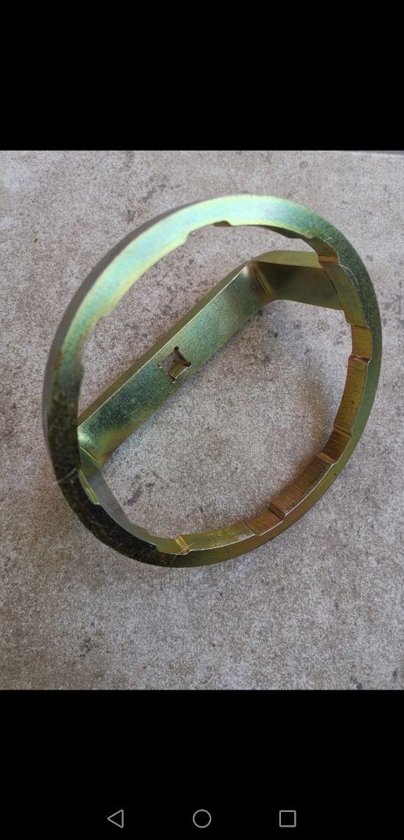 llave para filtros Nueva!