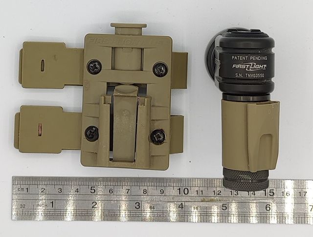 Linterna Tactico First Light Tomahawk Militar