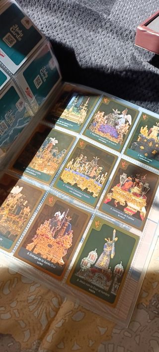 Álbum Holy cards completísimo con sus goldcard oro