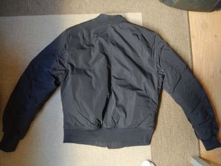 Cazadora bomber básica Lefties Talla S