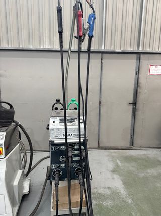 Máquina soldar y por puntos