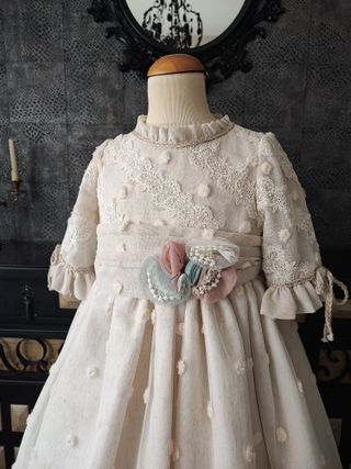 Vestido de comunión de Cora 