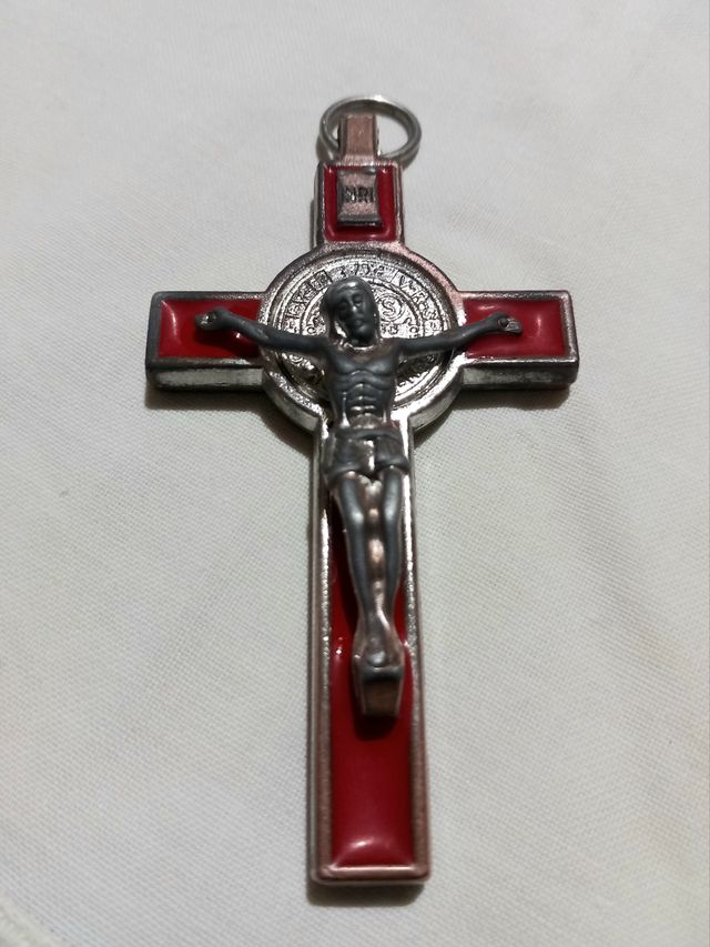 Ciondolo antico metallo e smalto