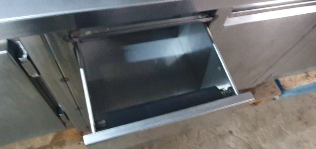 Mobiliario tras barra de hostelería