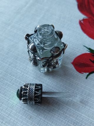 perfumero franses Antiguo cupidon cristal y plata