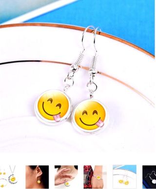 orecchini metallici bigiotteria argento+smiley vet