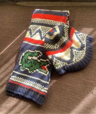 Gorro y bufanda Lacoste